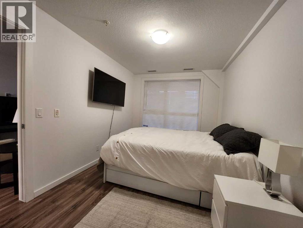 #303 1629 38 Street SW - 20