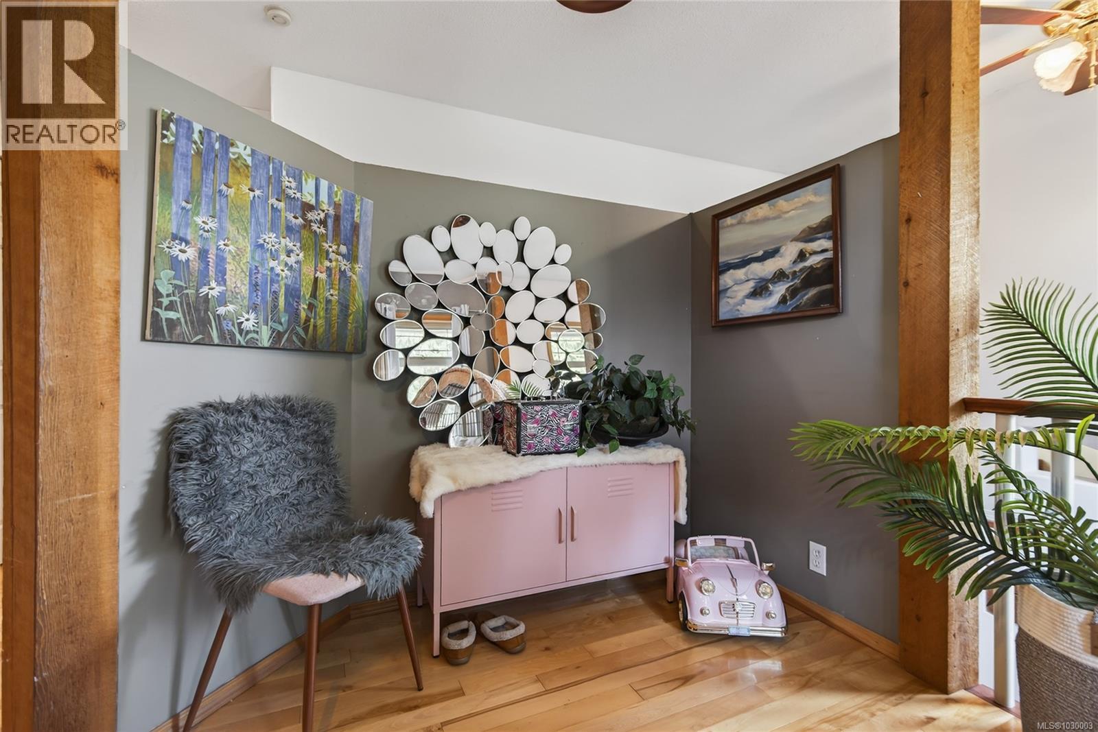 8856 McLarey Ave - 29