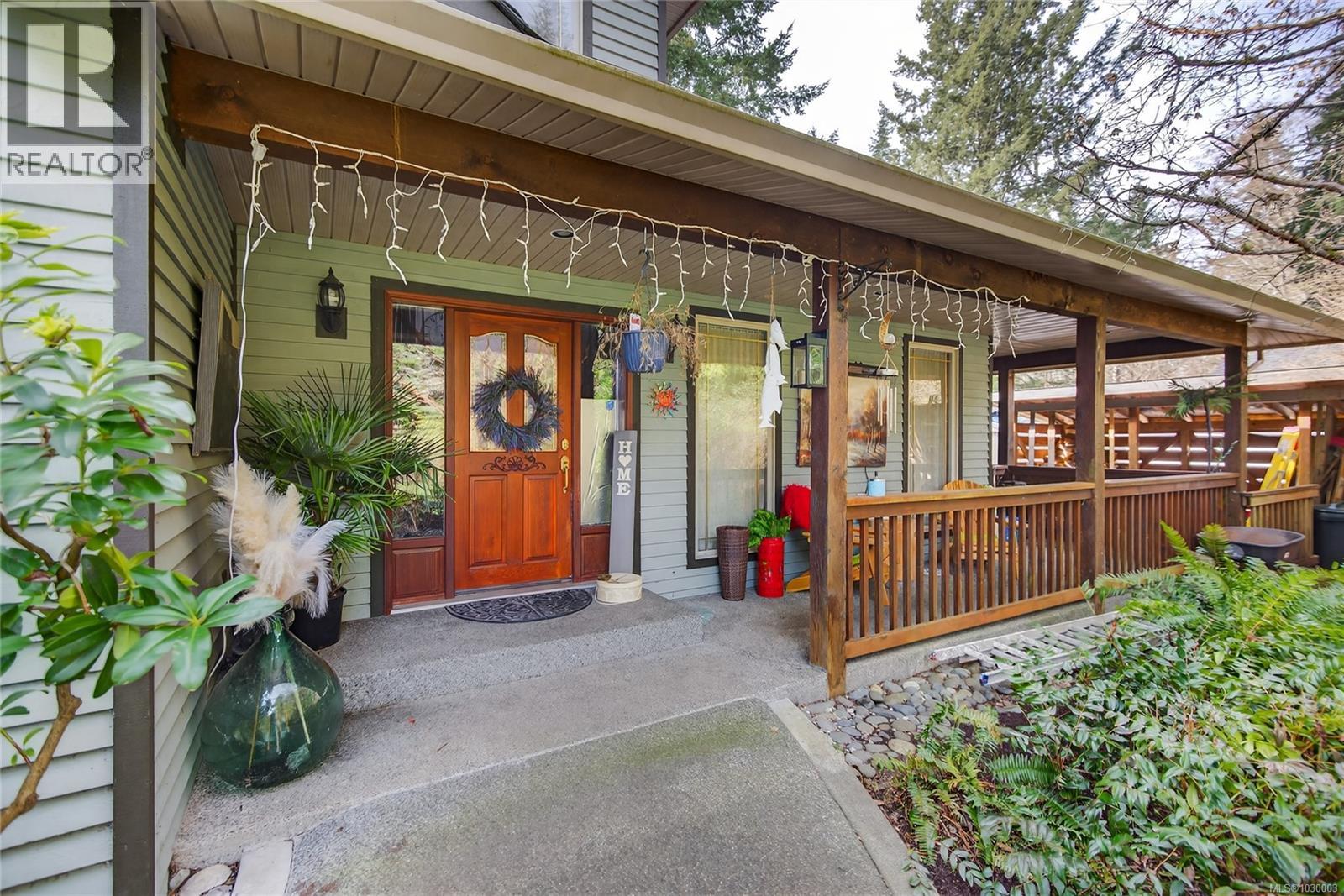 8856 McLarey Ave - 5