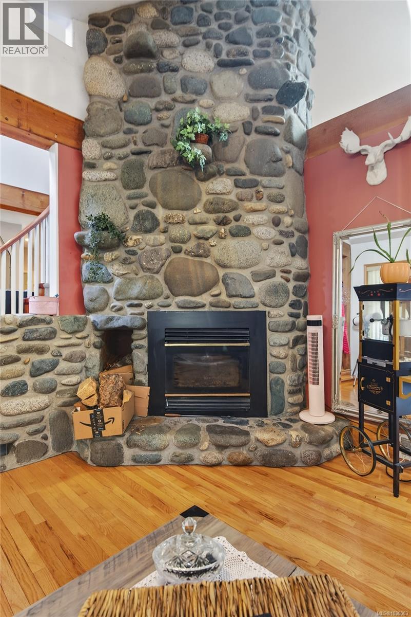 8856 McLarey Ave - 9