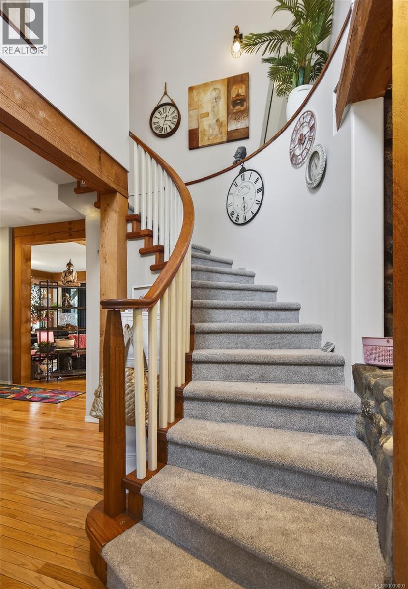 8856 McLarey Ave - 23
