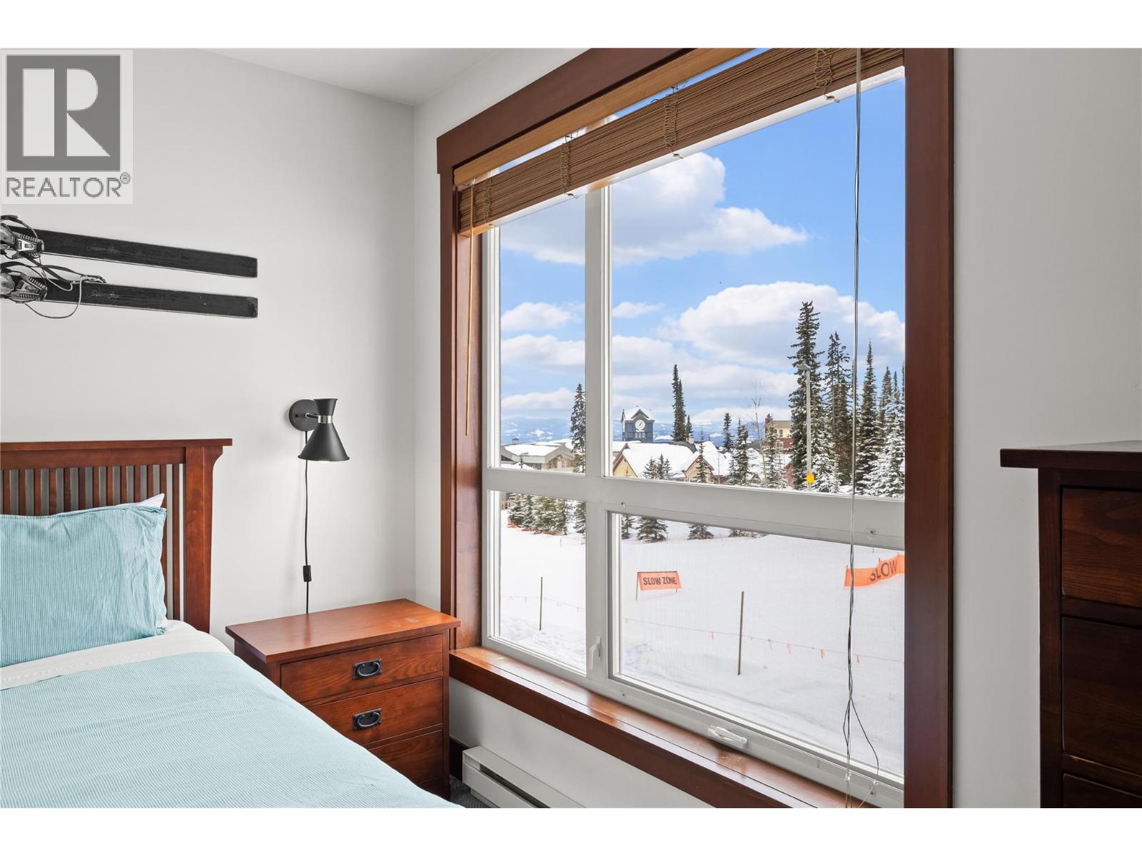 #304 5257 Big White Road - 33