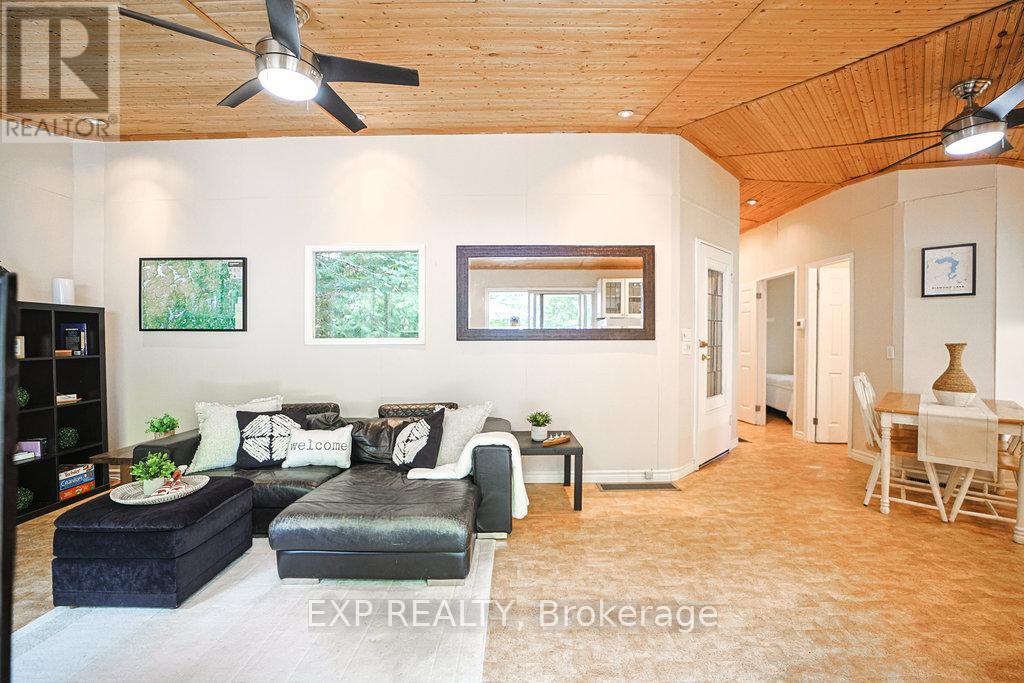 565 WEST DIAMOND LAKE ROAD - 13