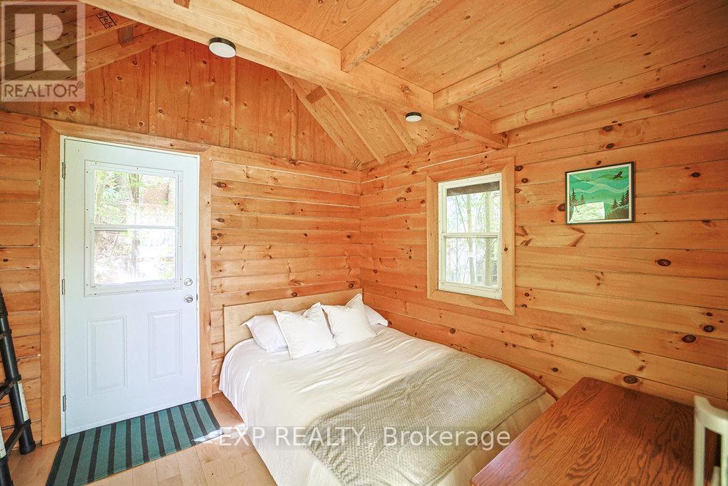 565 WEST DIAMOND LAKE ROAD - 27