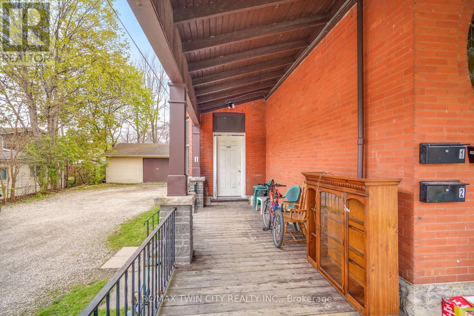 171 NELSON STREET - 9