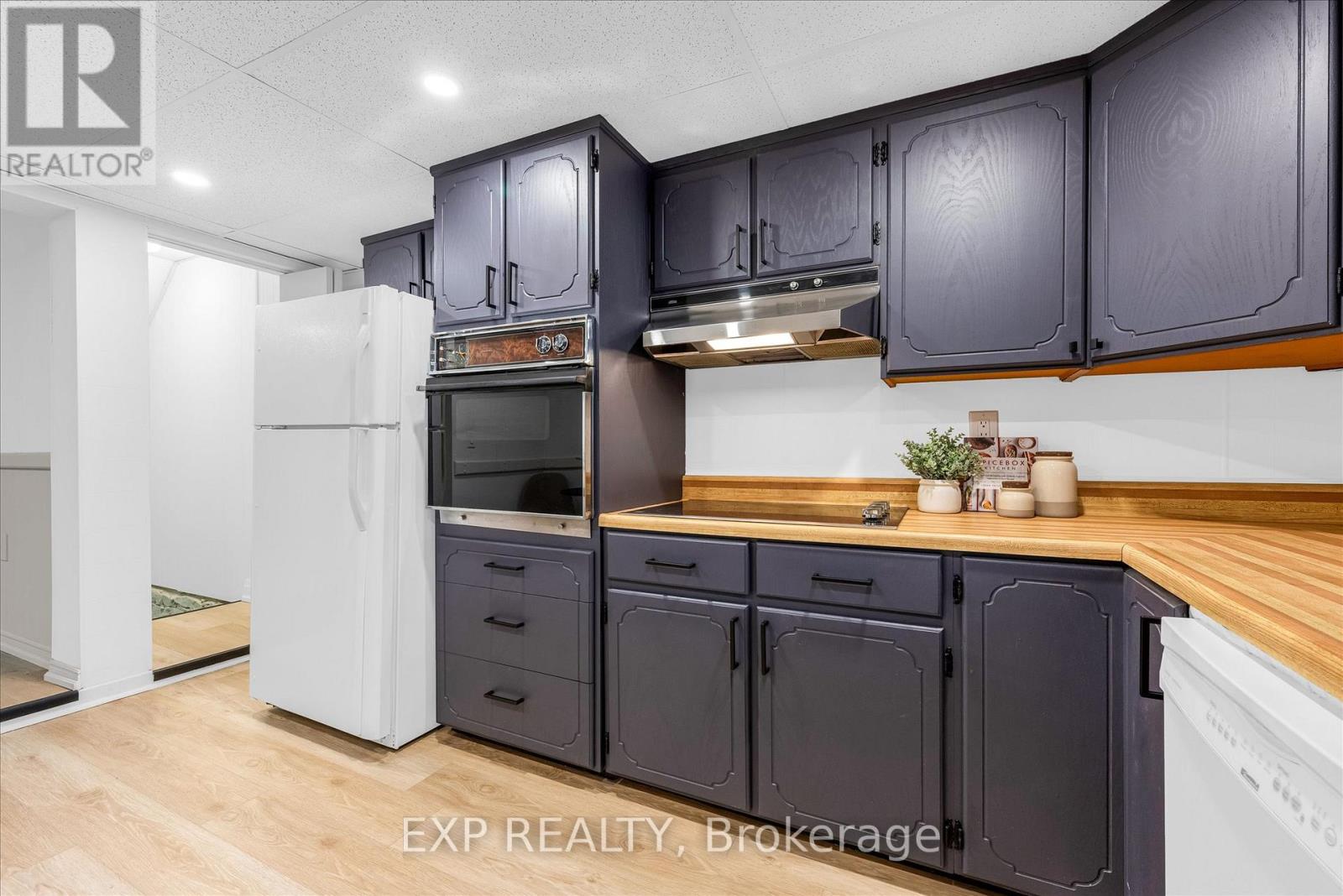 11 FORD STREET - 12