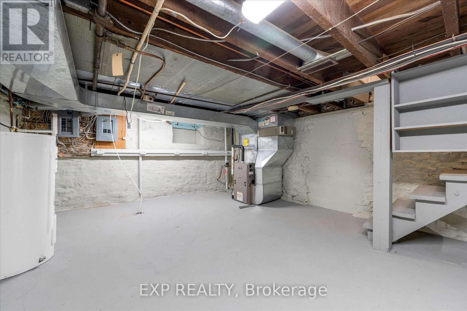 11 FORD STREET - 23