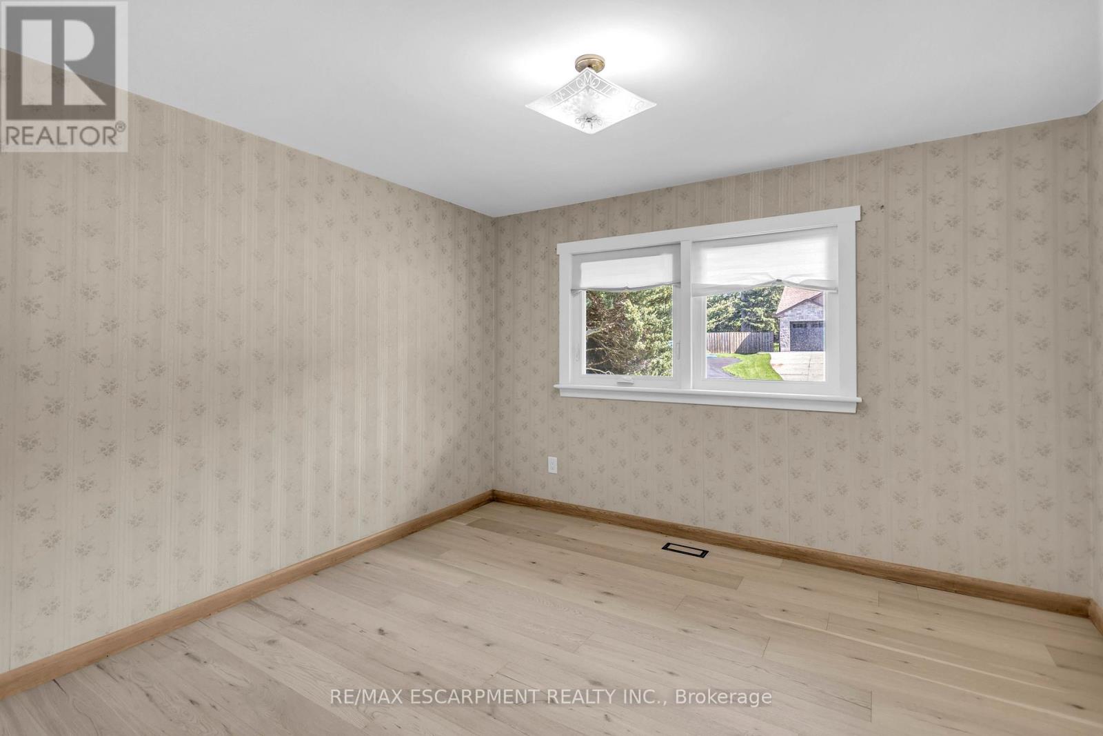 626 IROQUOIS AVENUE - 18