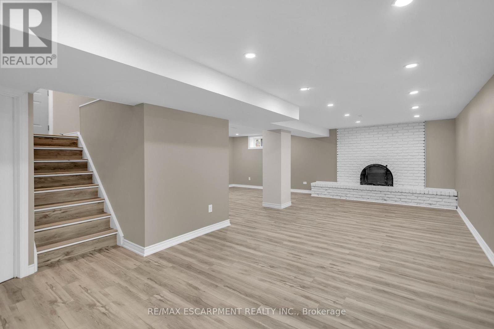 626 IROQUOIS AVENUE - 25