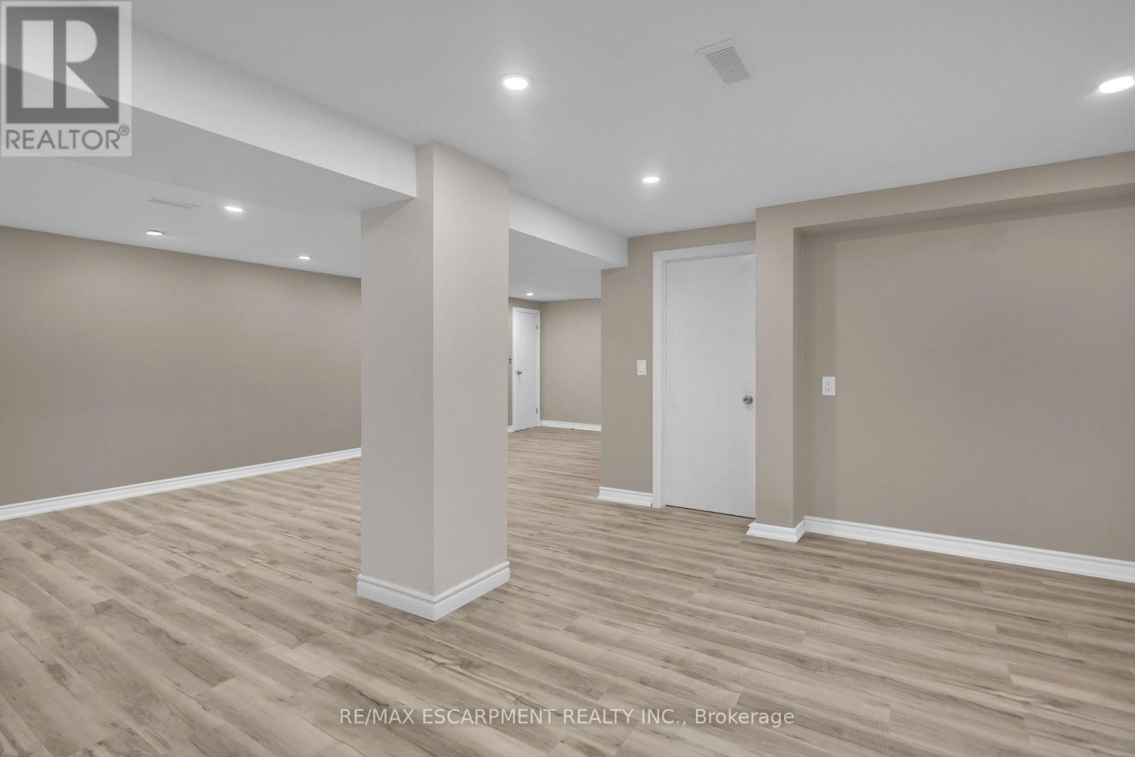 626 IROQUOIS AVENUE - 30