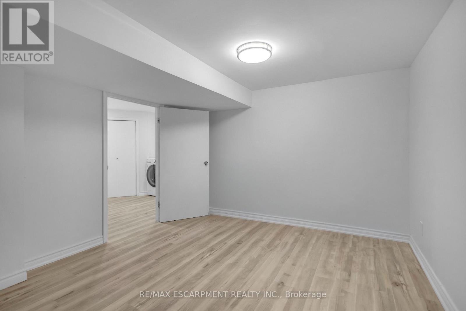 626 IROQUOIS AVENUE - 34