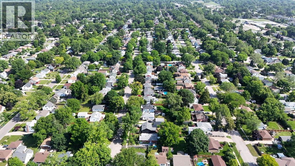 898 GRANDVIEW AVENUE - 25