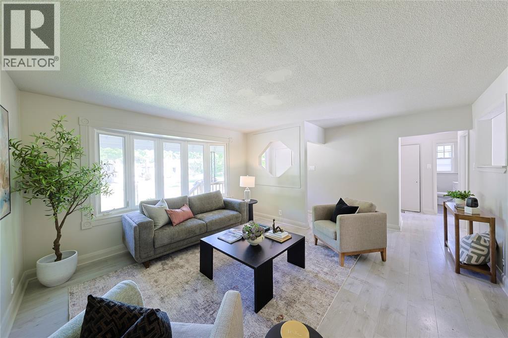 898 GRANDVIEW AVENUE - 4