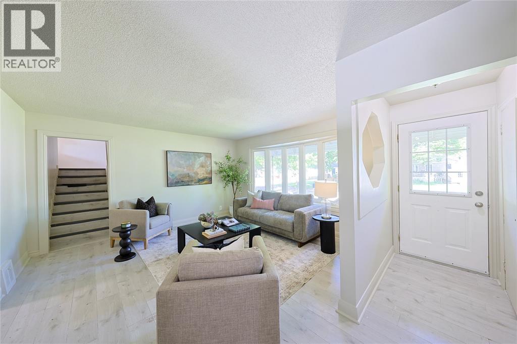 898 GRANDVIEW AVENUE - 5