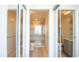 2506 13308 Central Avenue, Surrey, BC V3T0M4 Photo 24