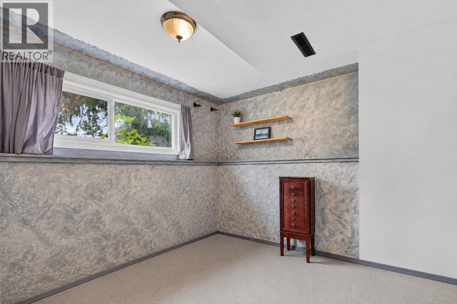 162 Woodlands Place - 23