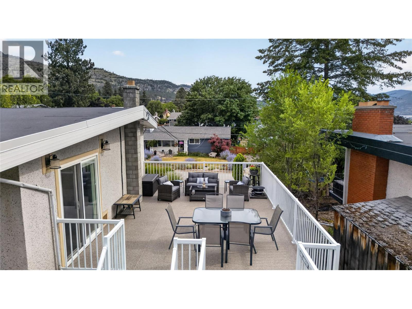 162 Woodlands Place - 3