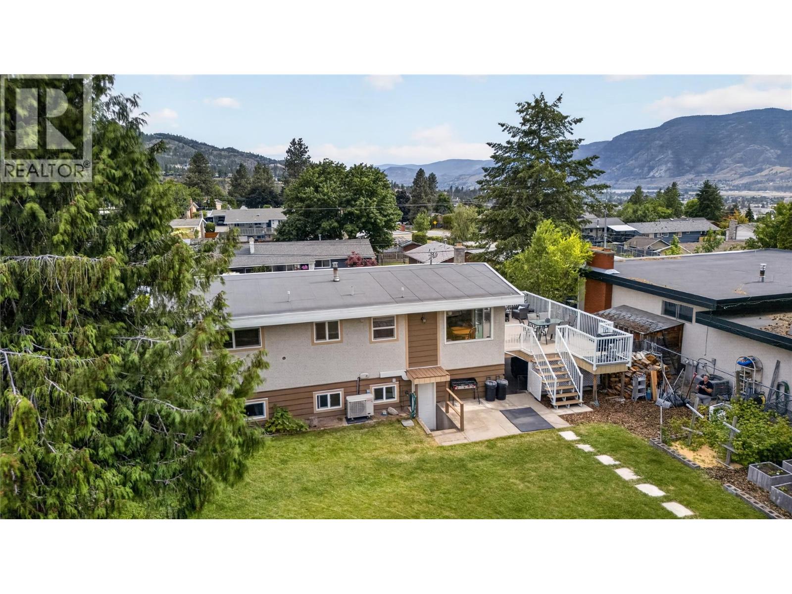 162 Woodlands Place - 6