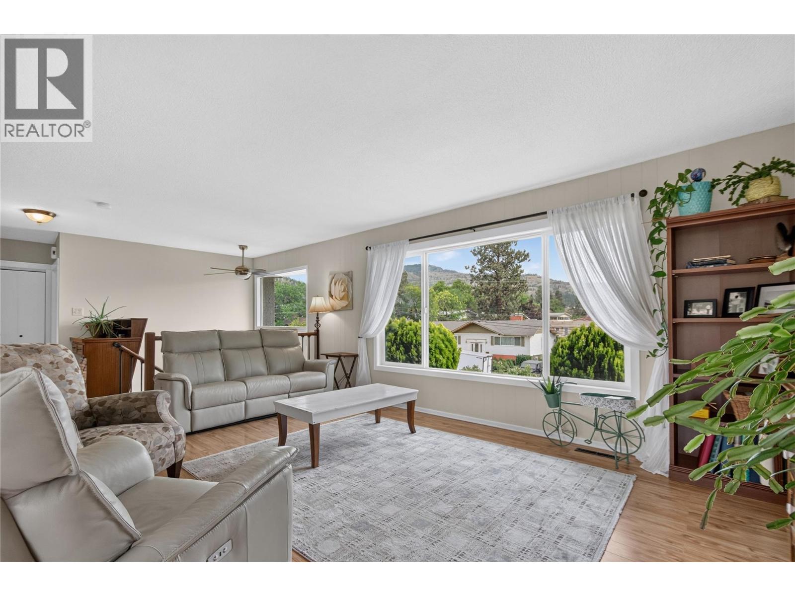 162 Woodlands Place - 8