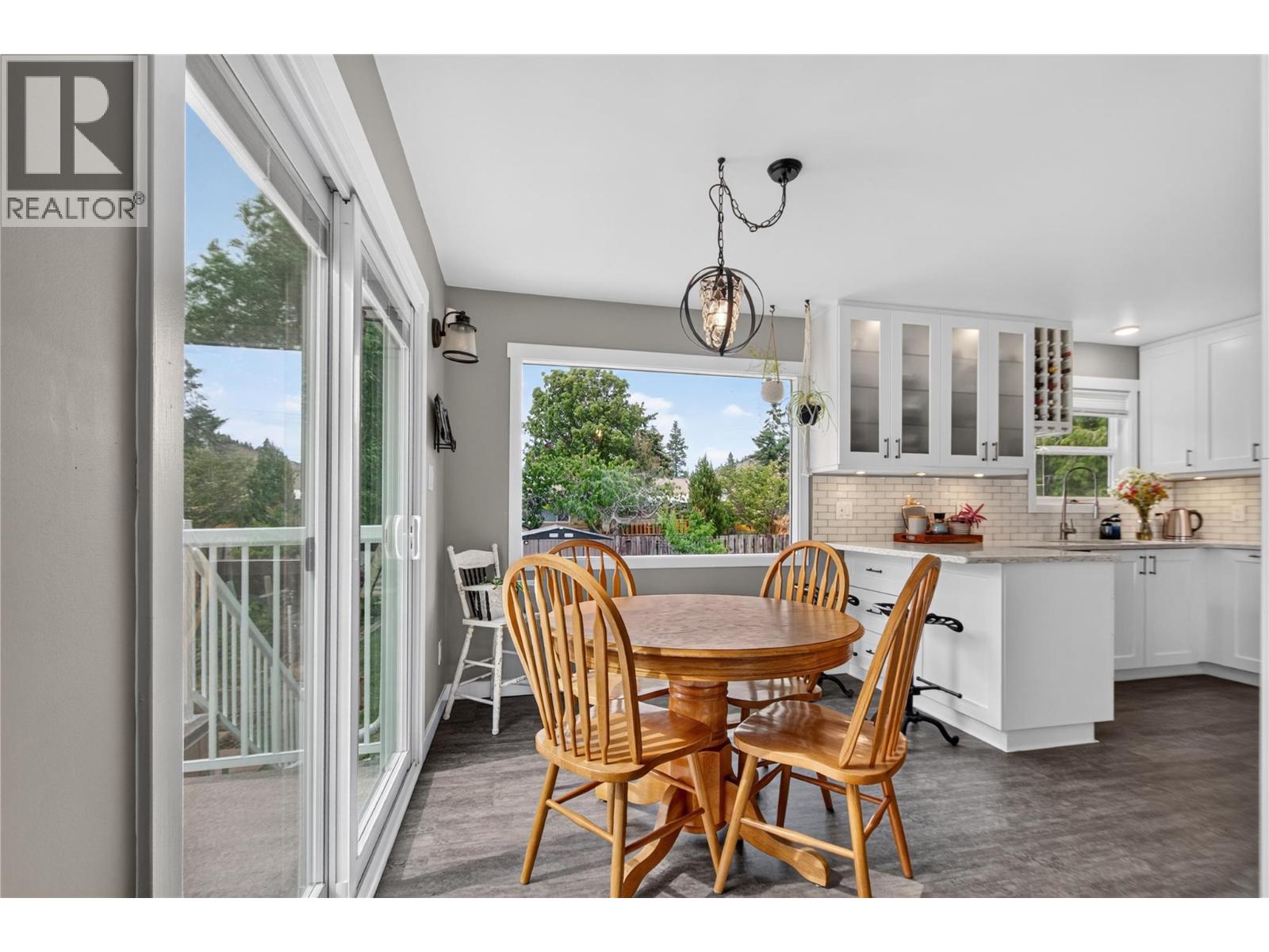 162 Woodlands Place - 9