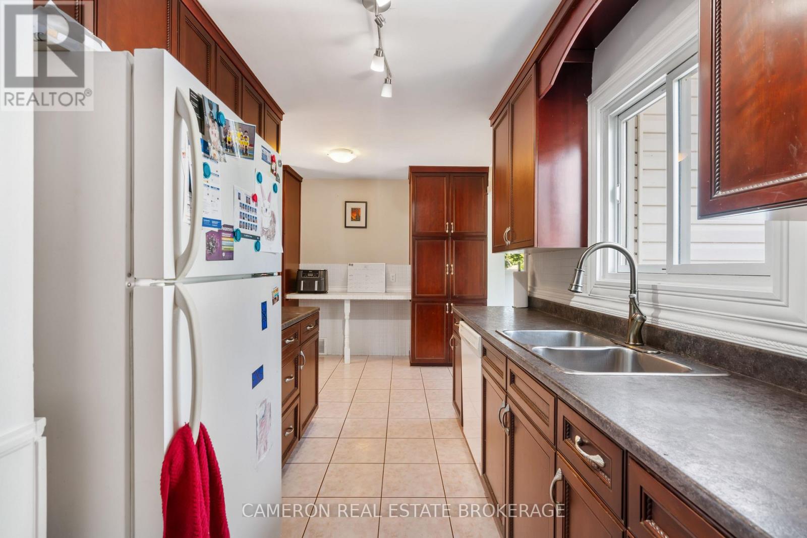 255 LAFRAMBOISE AVENUE - Image 14