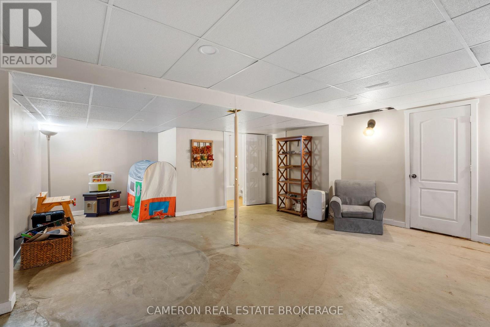 255 LAFRAMBOISE AVENUE - Image 25