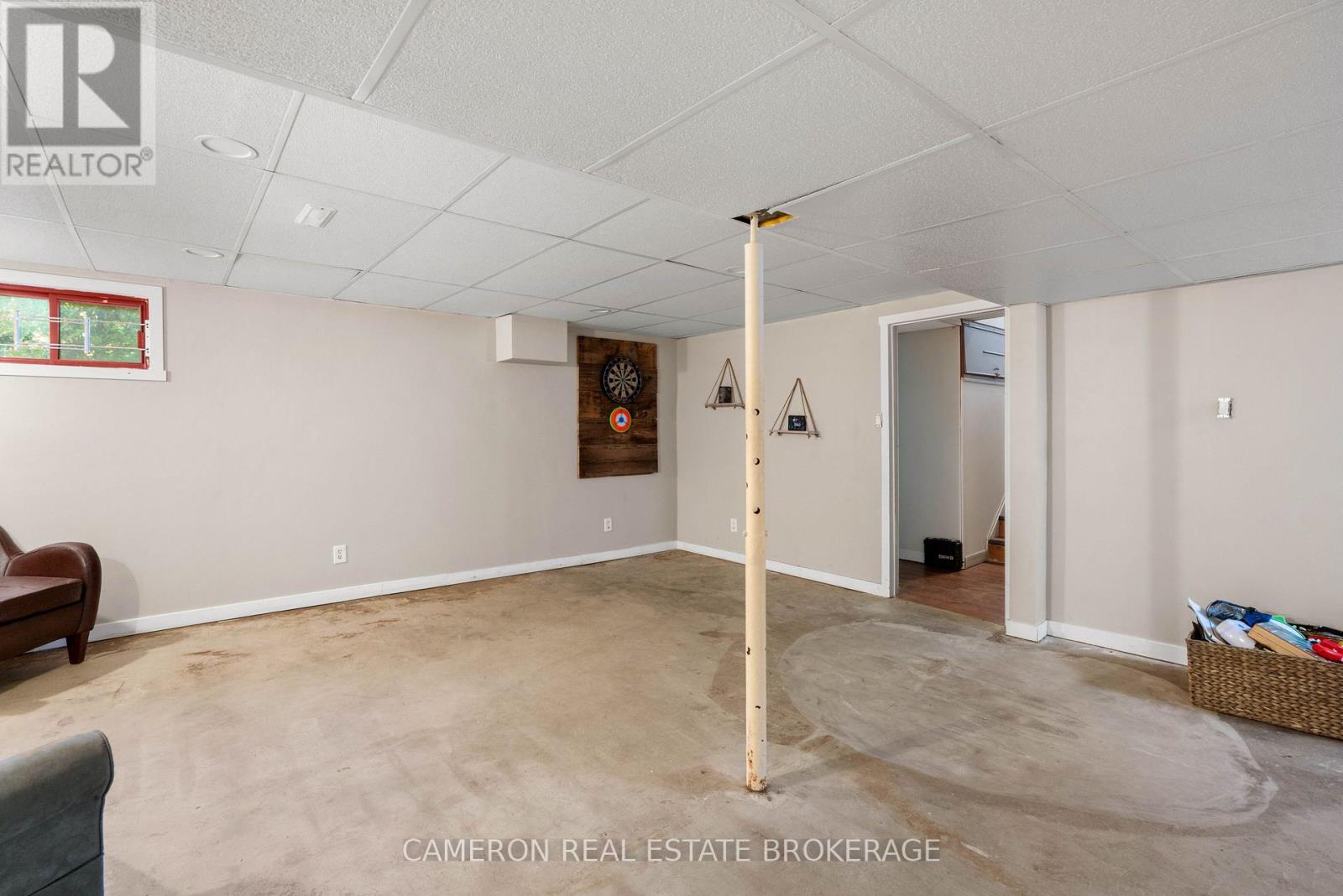 255 LAFRAMBOISE AVENUE - Image 27