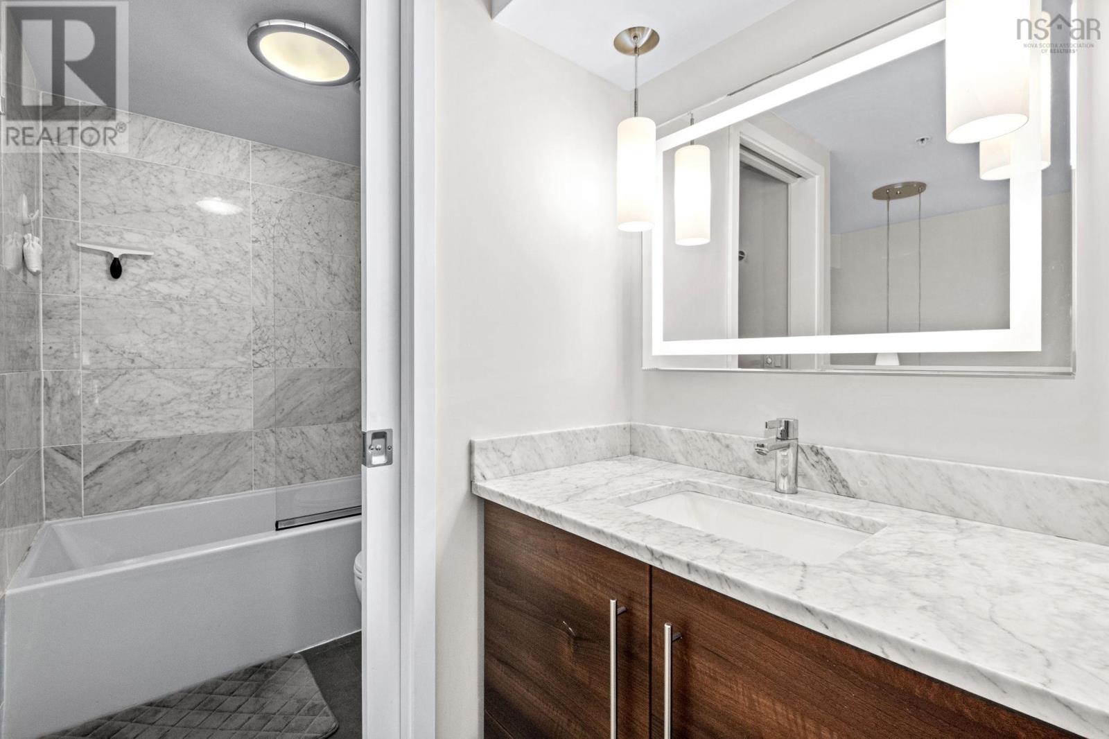 #222 5662 Roberts Street - 15