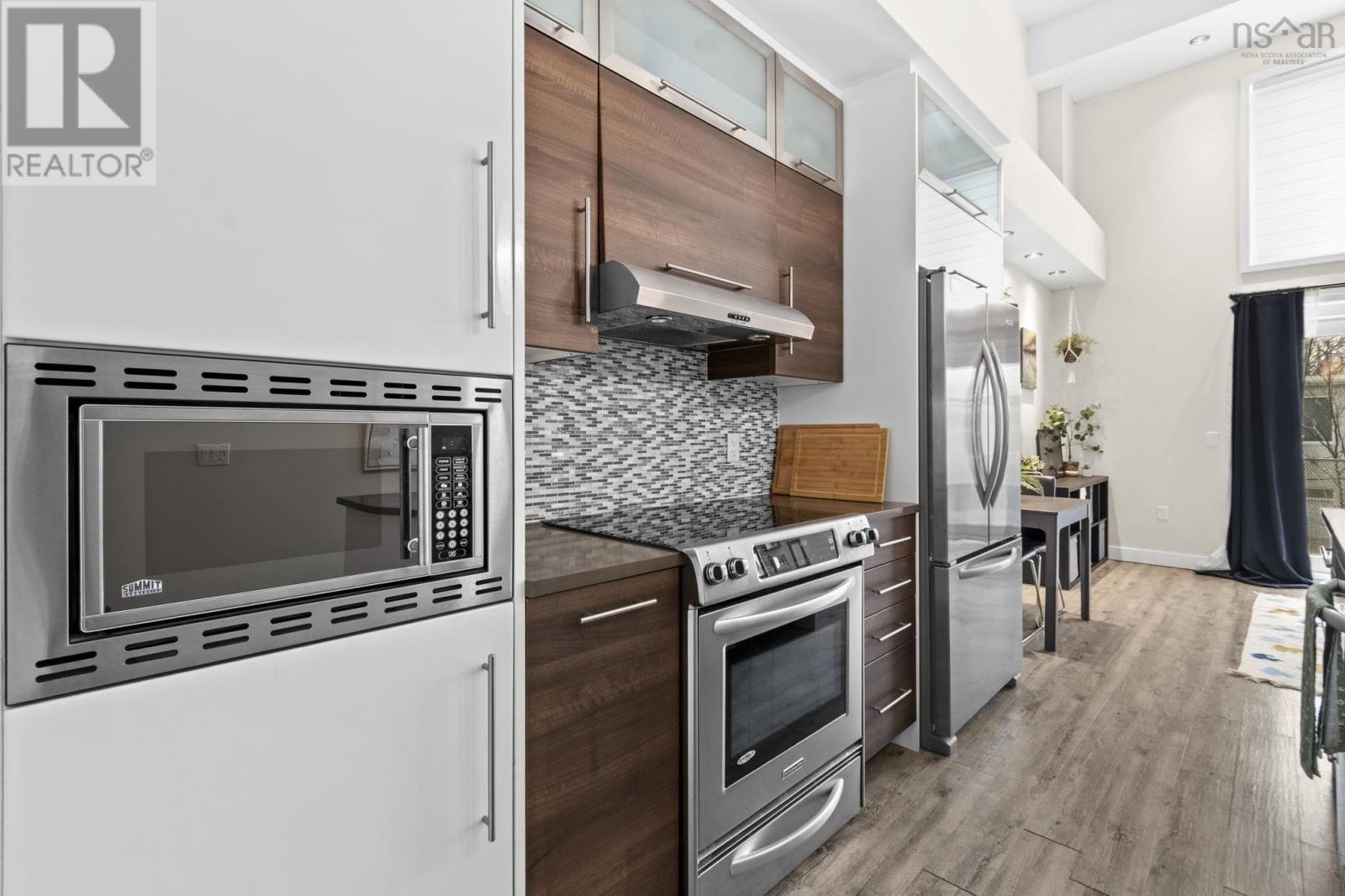 #222 5662 Roberts Street - 6