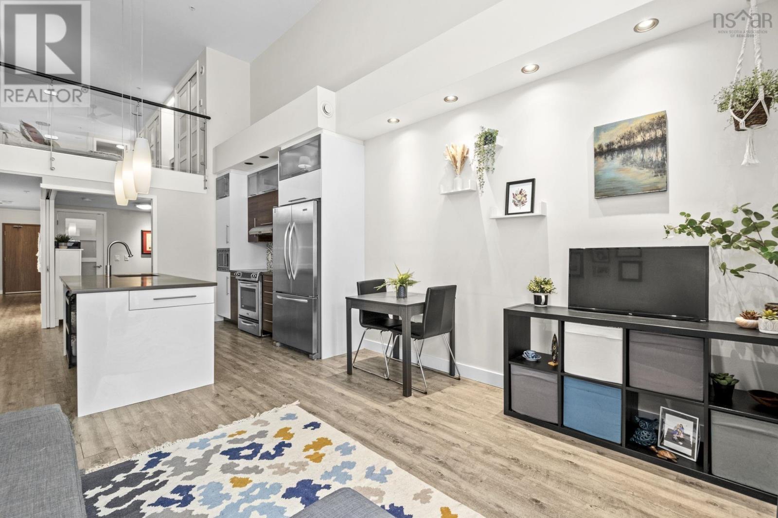#222 5662 Roberts Street - 8