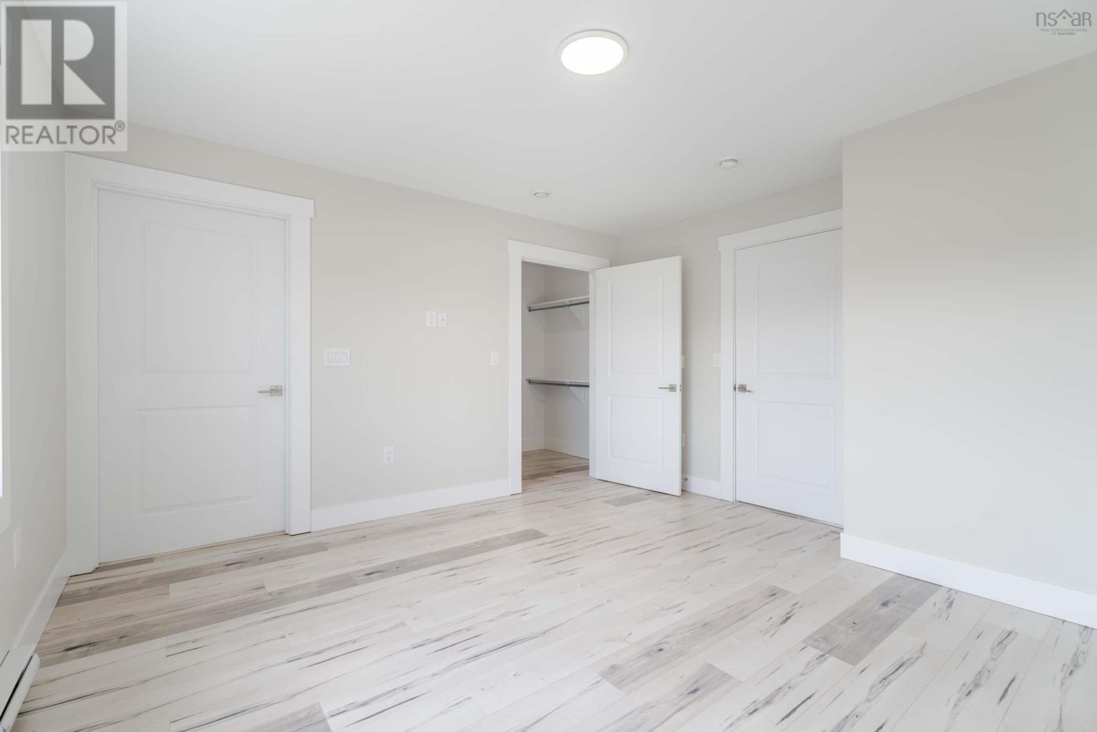 19 Flatrock Crescent - 19