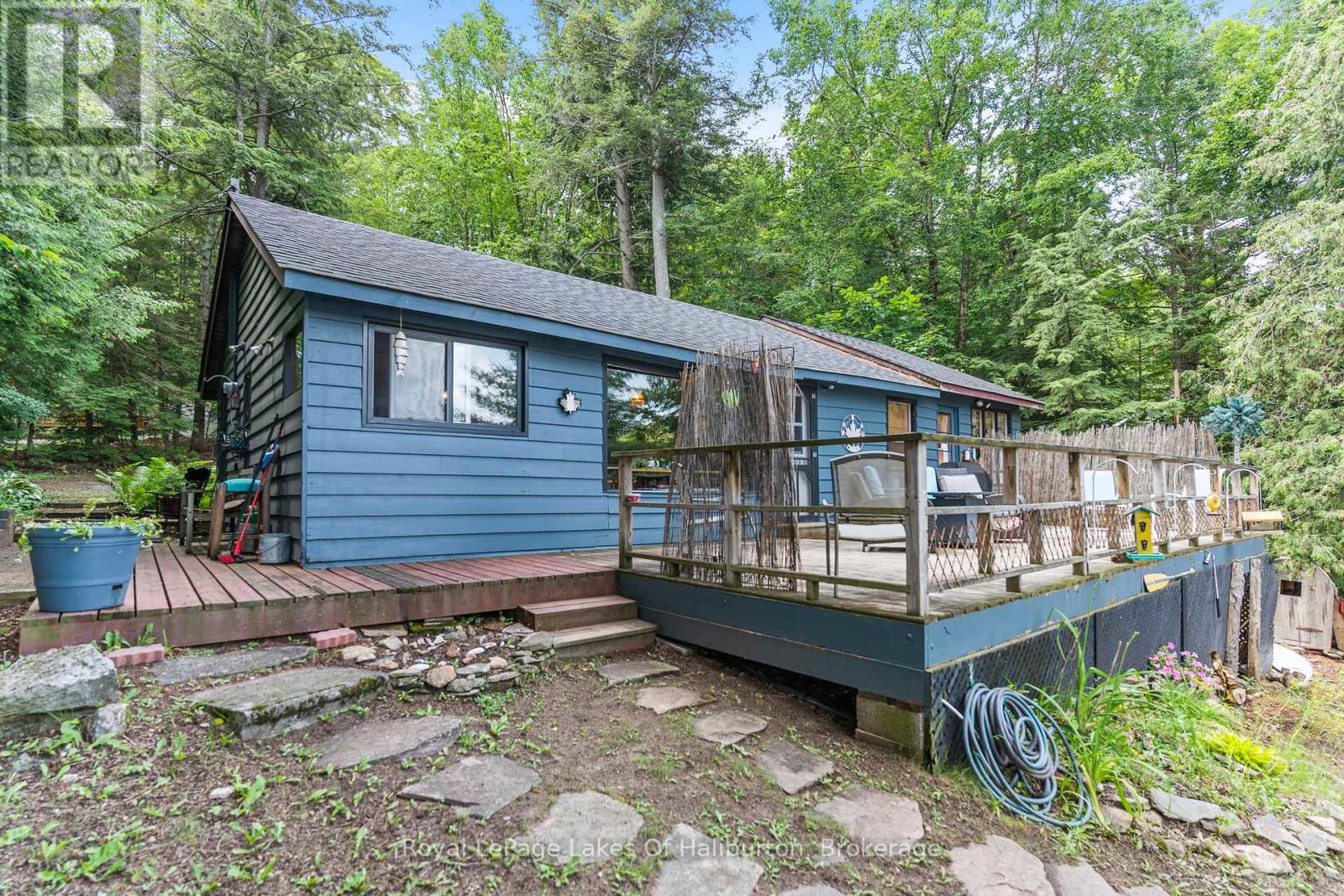1500 TENNYSON ROAD - 11
