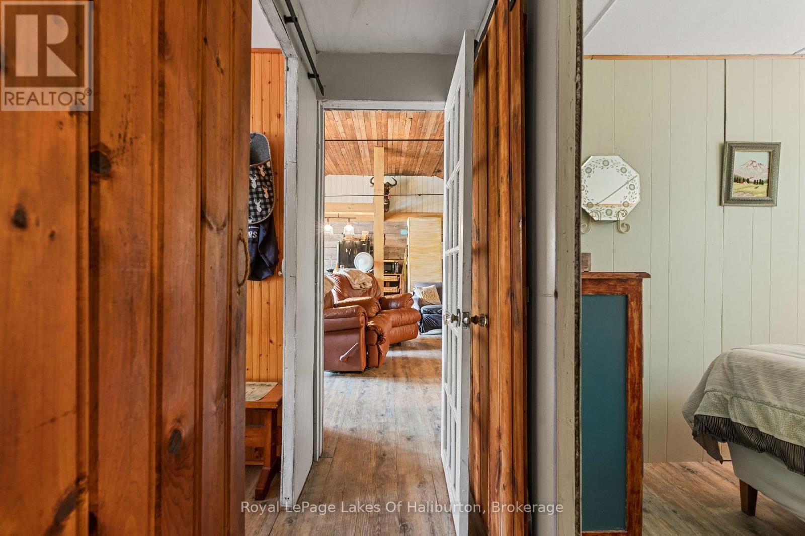 1500 TENNYSON ROAD - 27