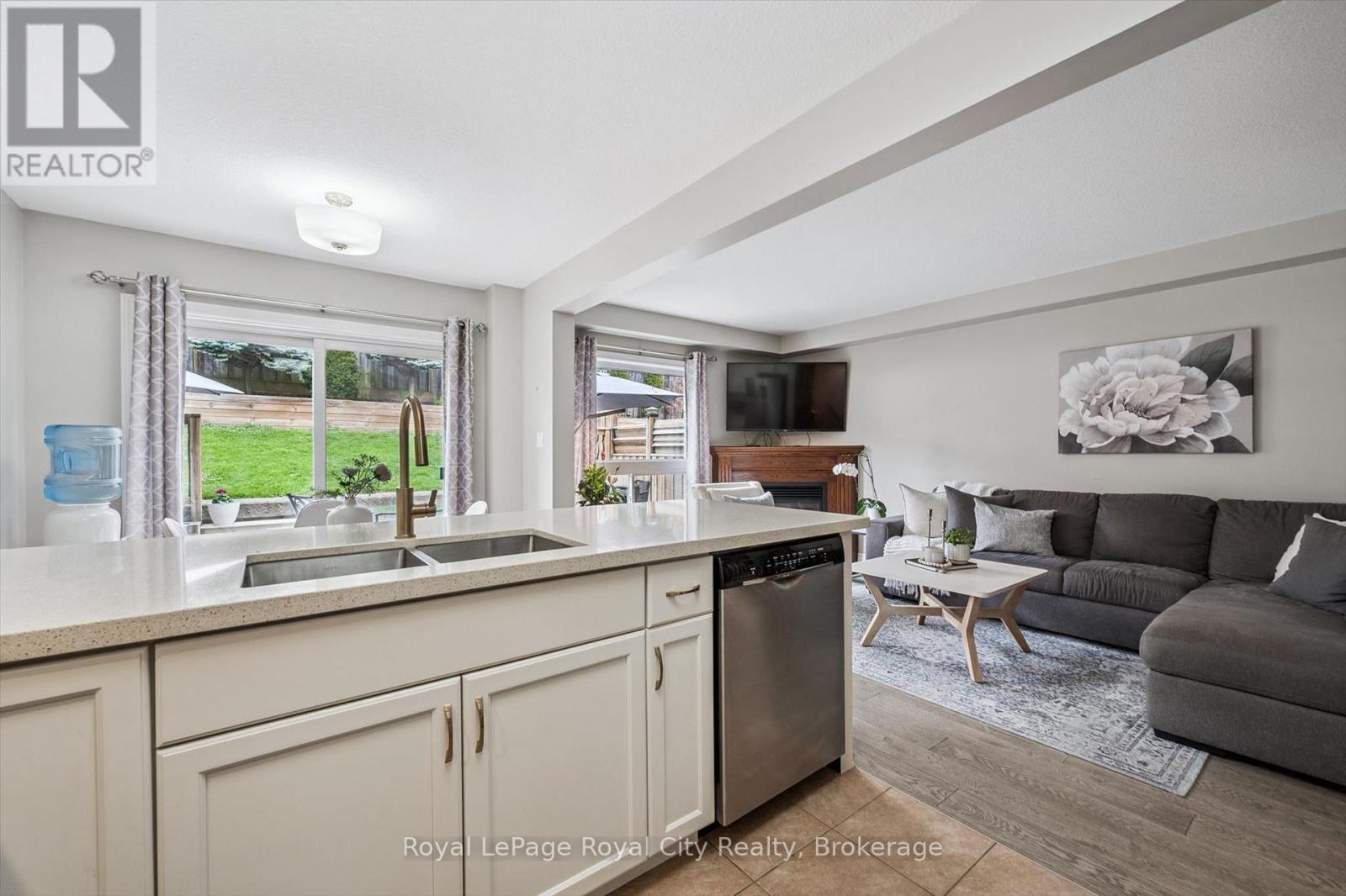 144 KEMP CRESCENT - 17