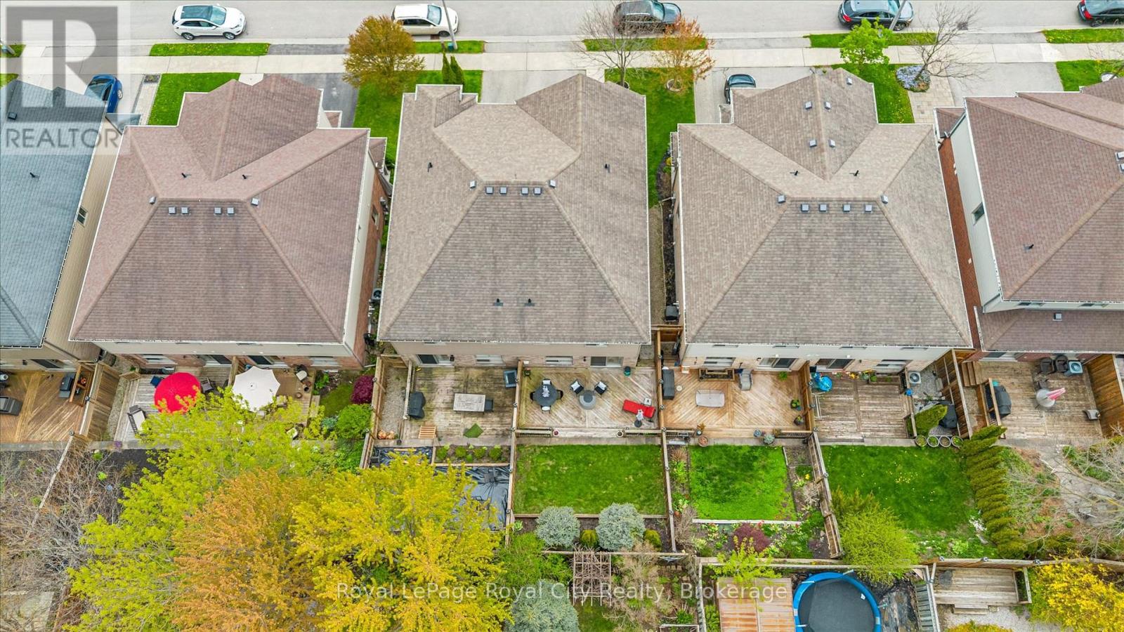 144 KEMP CRESCENT - 35