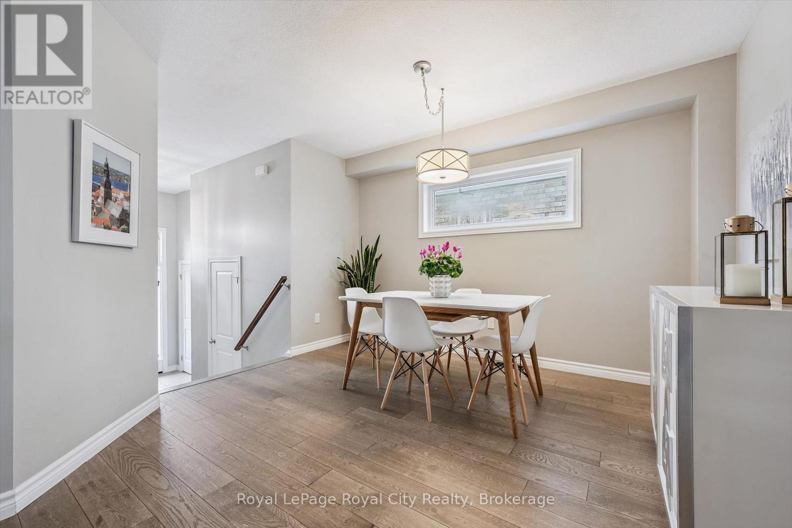 144 KEMP CRESCENT - 4