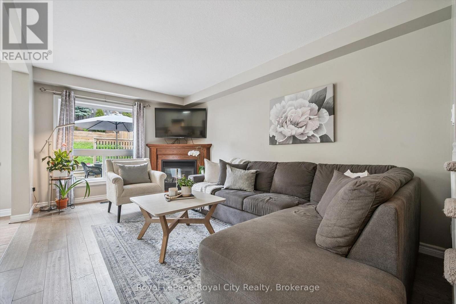 144 KEMP CRESCENT - 7