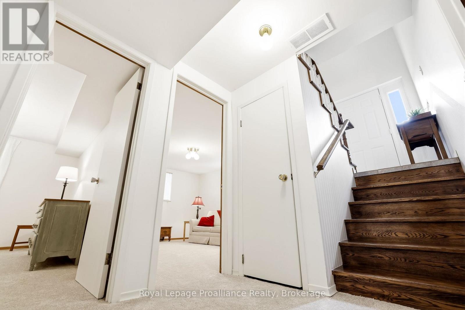 23 HARBOUR STREET - 26