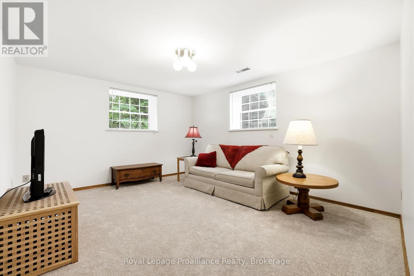 23 HARBOUR STREET - 28
