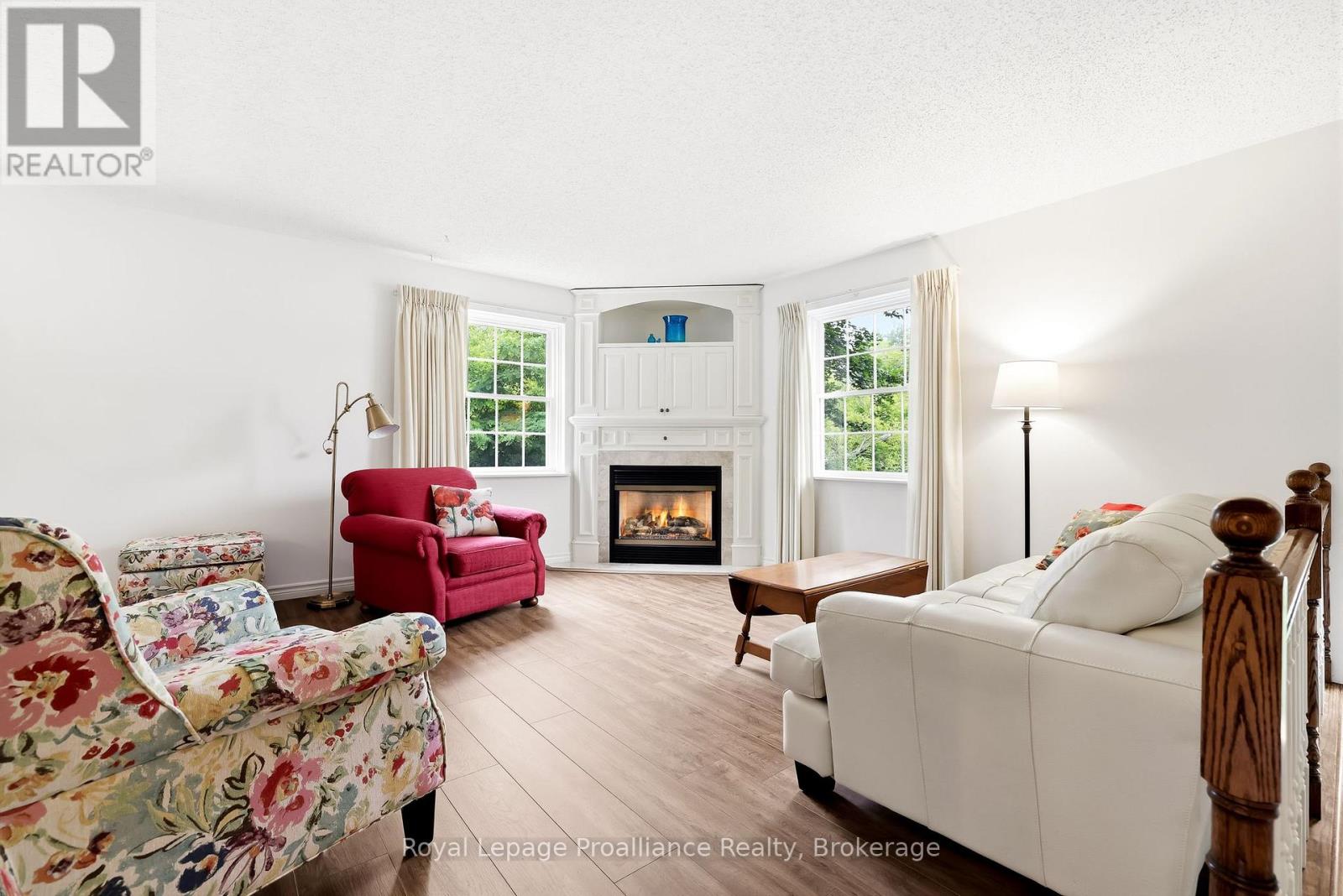 23 HARBOUR STREET - 9
