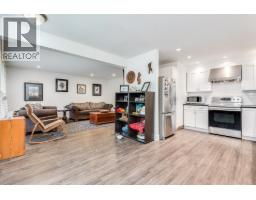 2031 Manning Avenue, Port Coquitlam, BC V3B1L5 Photo 11