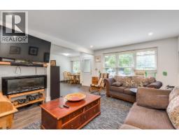 2031 Manning Avenue, Port Coquitlam, BC V3B1L5 Photo 10