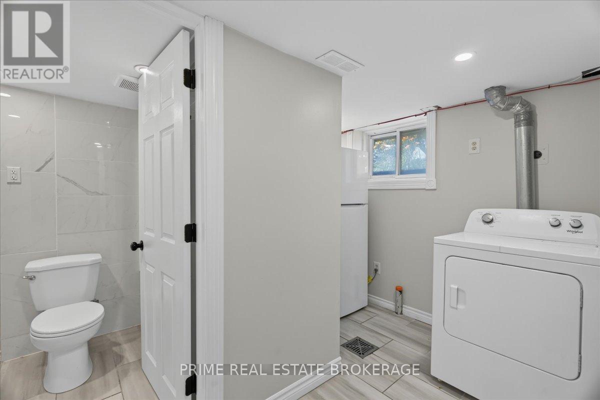 63 RIVERSIDE DRIVE - 27