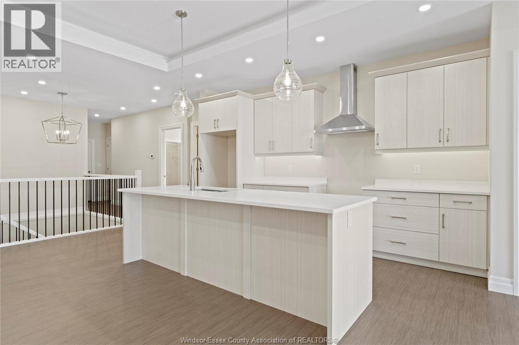 77 Belleview DRIVE - 12