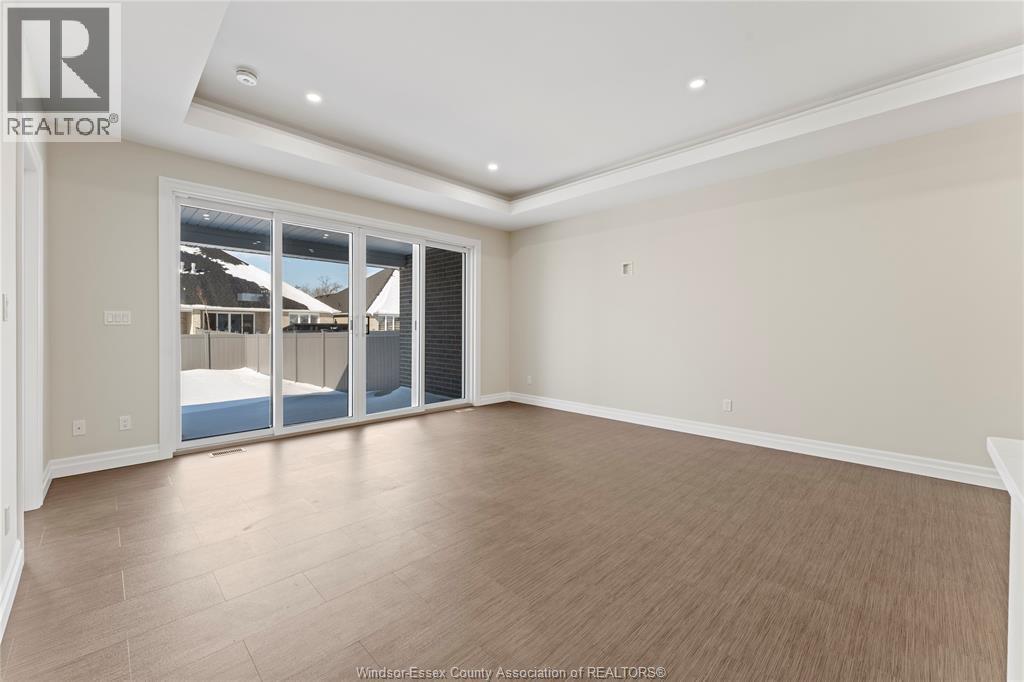 77 Belleview DRIVE - 17