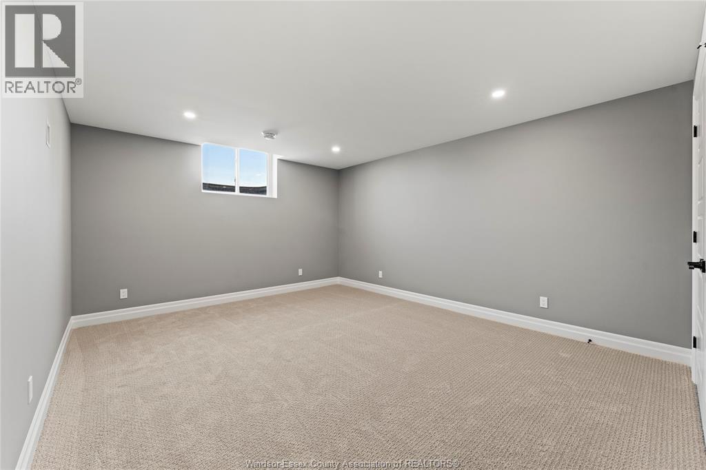 72 Redwood AVENUE - 26
