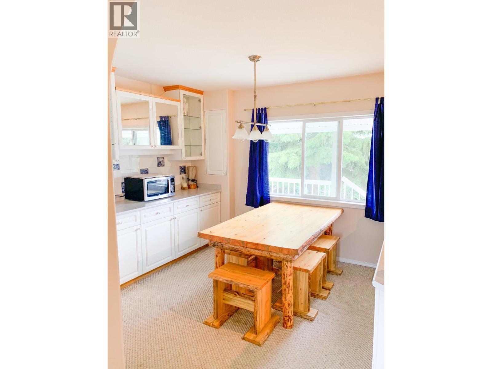 216 3RD AVENUE - 8