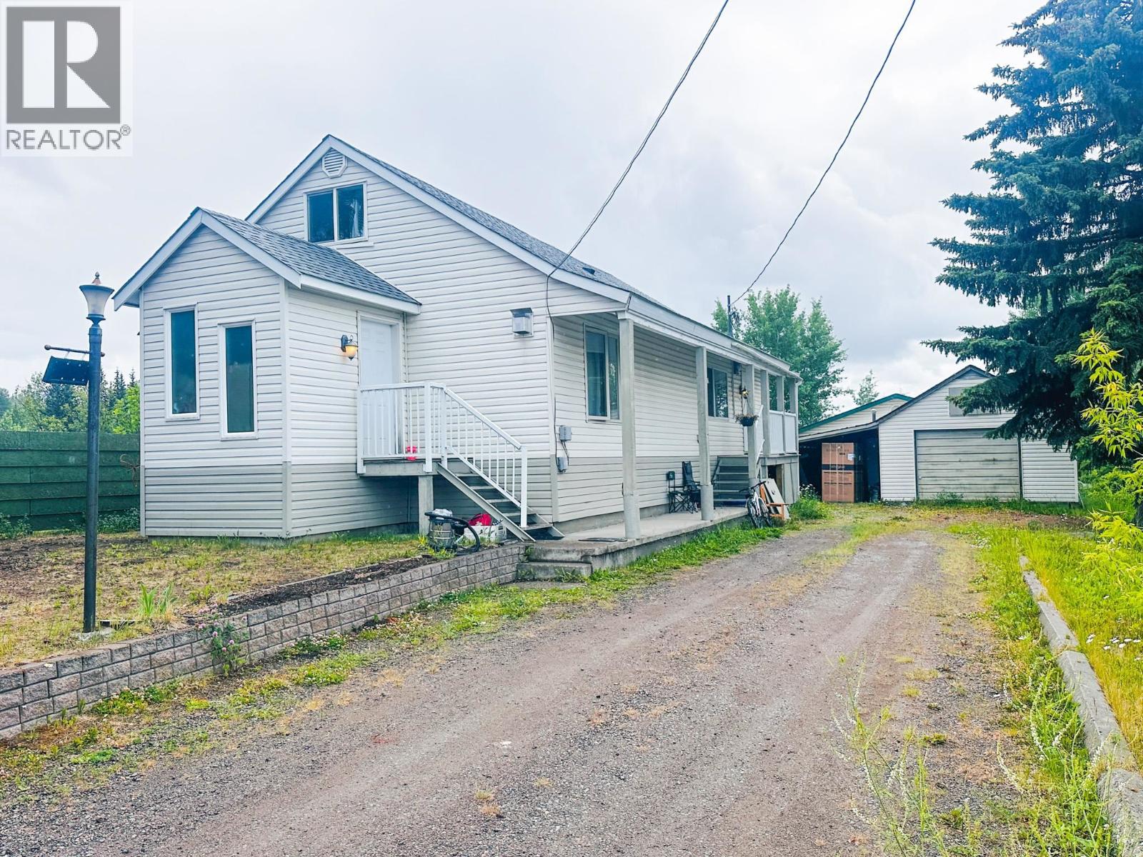 216 3RD AVENUE - 1