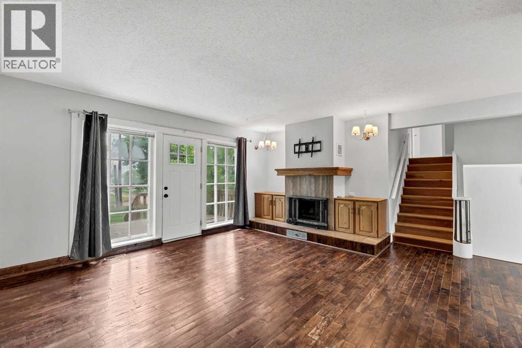 315 2 Street NW — photo 9
