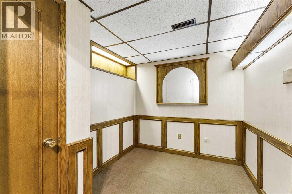315 2 Street NW — photo 31